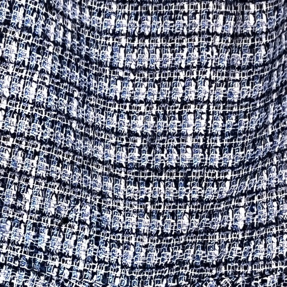 Talbots Woman Petites Blue Tweed Skirt with Ruffle Size 16WP - Picture 6 of 7